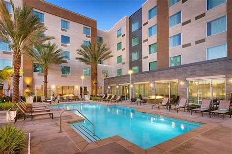 hawthorne hotel los angeles.